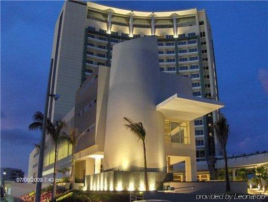 Krystal Urban Cancun & Beach Club Bagian luar foto